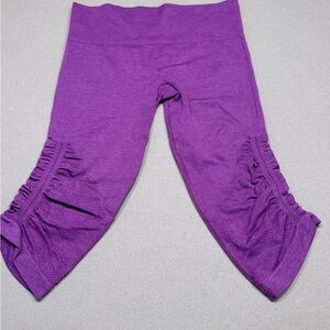 Lululemon Athletica Purple Capri Leggings with Ruched Detail